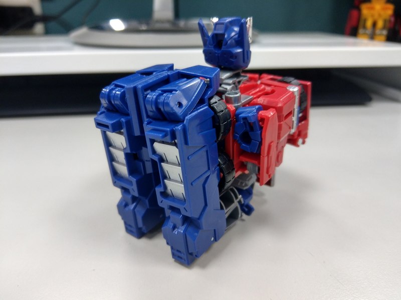 Takara Generations Selects Star Convoy Image  (15 of 20)